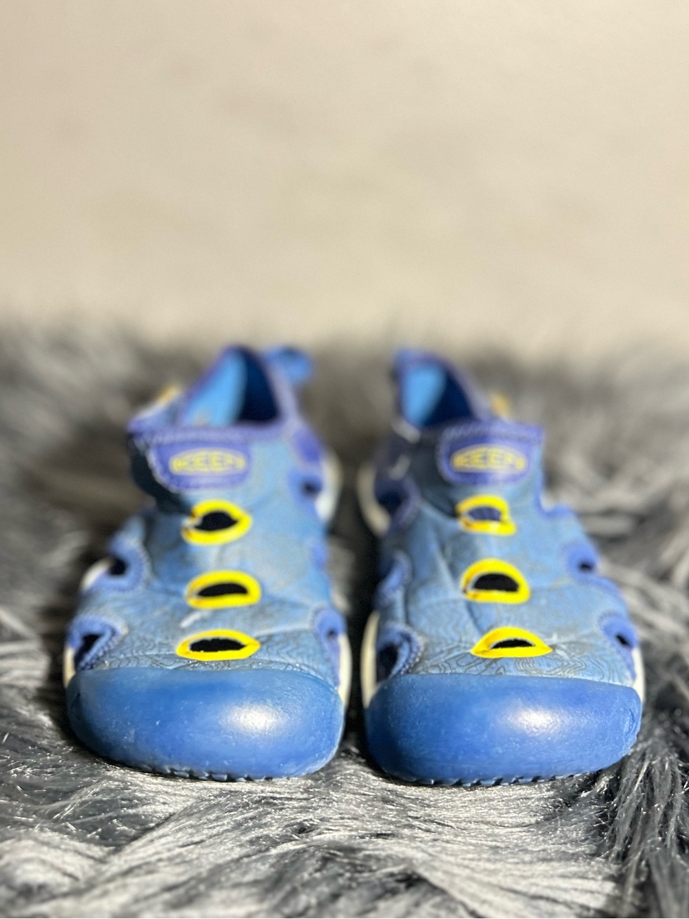 KEEN Kids' Stingray Sandal Kids Blue and Yellow Sport Sandal Sz 9 - Picture 7 of 9